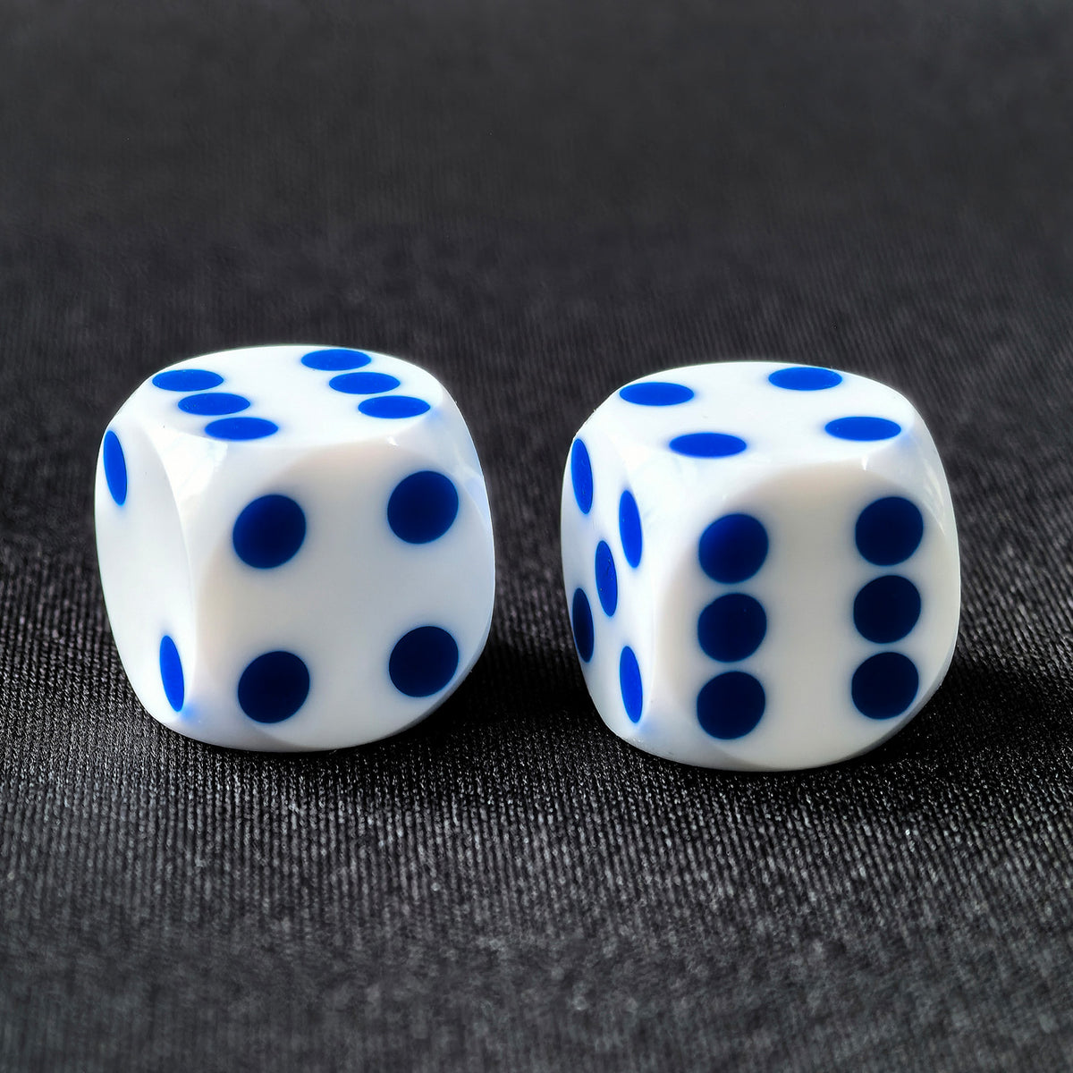 14.3mm Solid Color Precision Dice Set