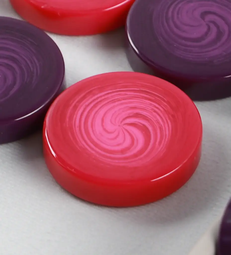 Pink Swirl Checkers 23"